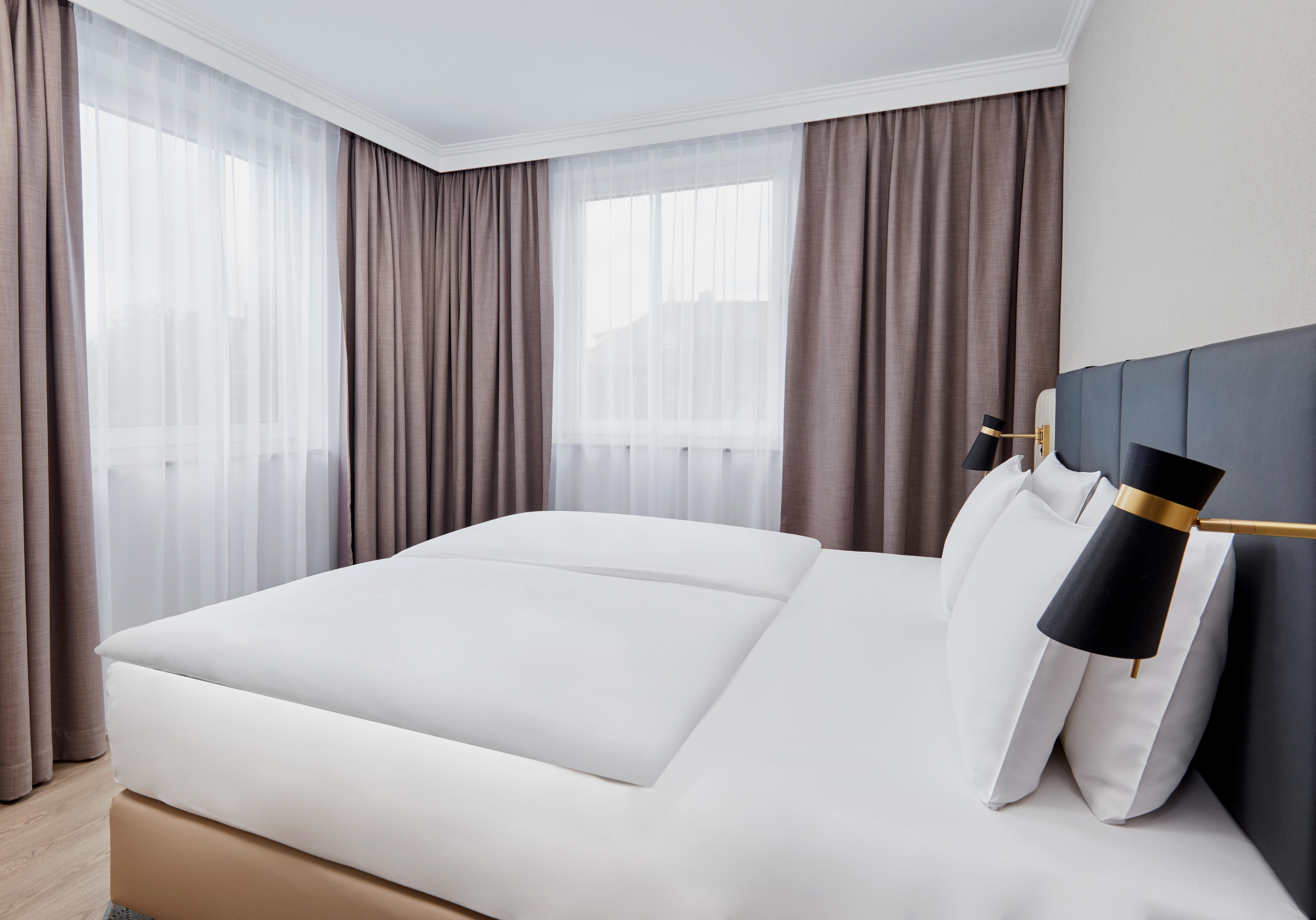 Crowne Plaza Hamburg-City Alster By Ihg Exterior foto